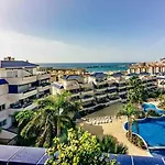 Large Direct Ocean Front