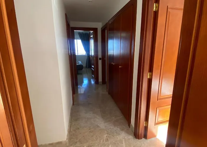 Large Direct Ocean Front 2bd Apartament Los Cristianos (Tenerife)