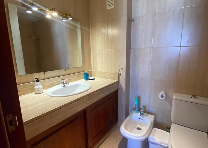 Large Direct Ocean Front 2bd Apartament *